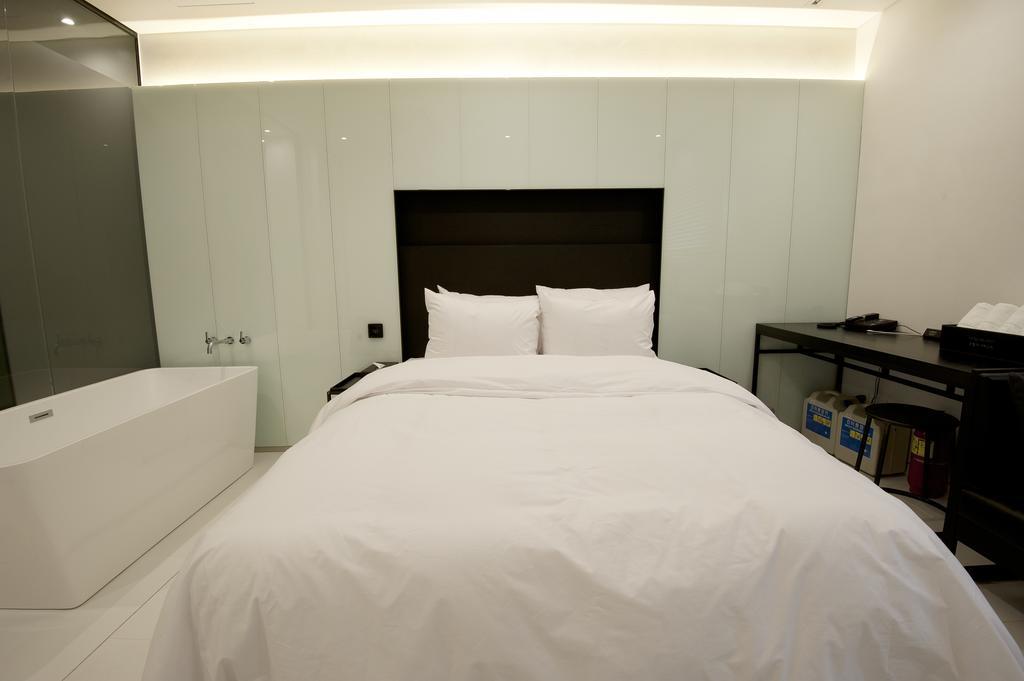 Hotel The Artist Yeoksam Сеул Екстер'єр фото