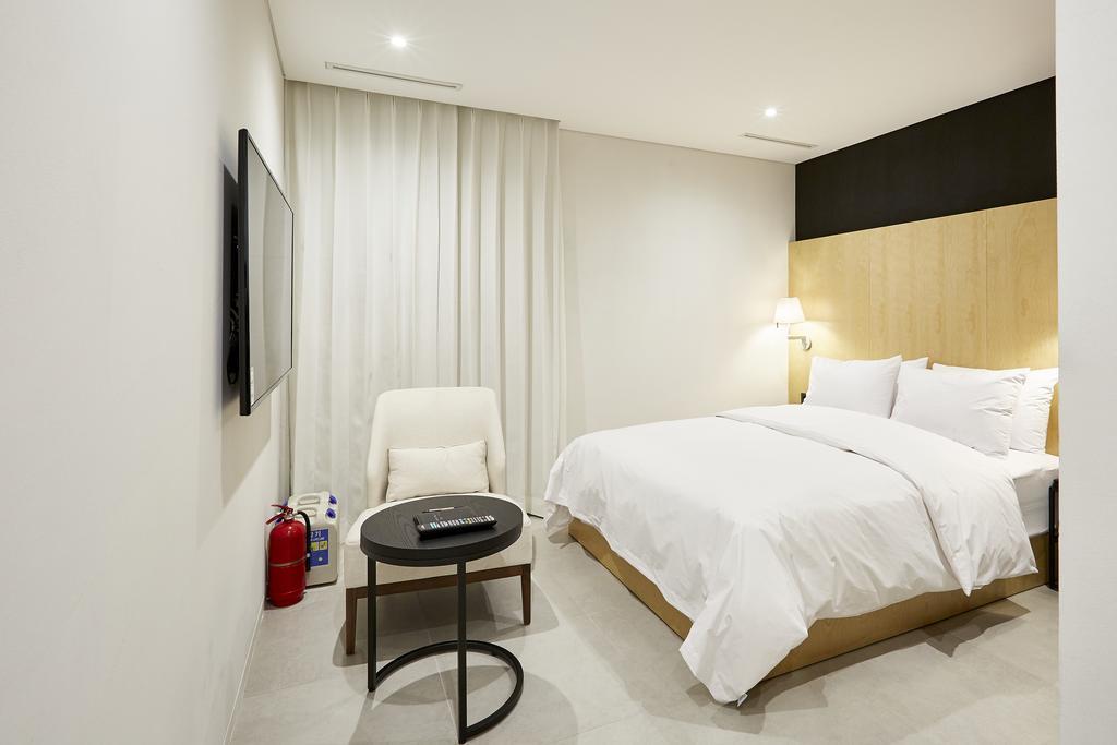 Hotel The Artist Yeoksam Сеул Екстер'єр фото