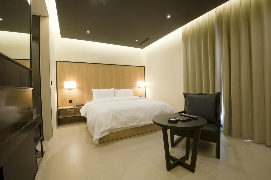 Hotel The Artist Yeoksam Сеул Екстер'єр фото