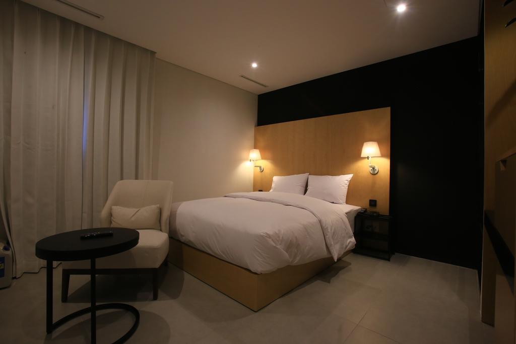 Hotel The Artist Yeoksam Сеул Екстер'єр фото